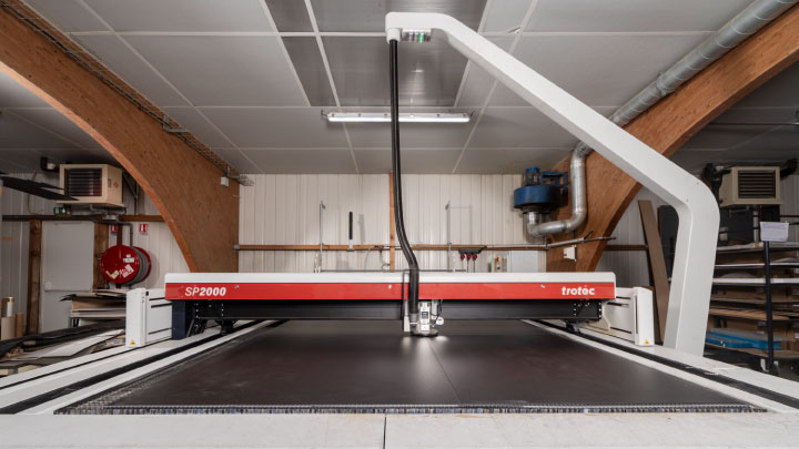 machine de découpe laser